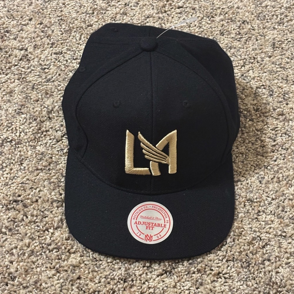 Mitchell & Ness LAFC Los Angeles Football Club Black Gold Adjustable hat NEW